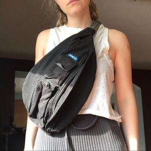 KAVU rope sling shoulder bag in black
